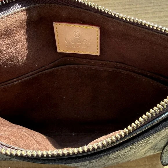 Gucci Black Monogram Wristlet - Picture 2 of 3